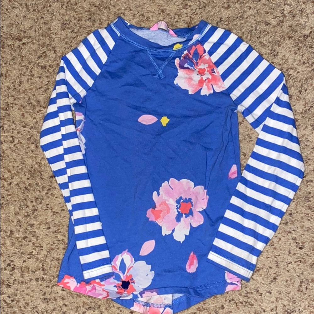 Long sleeve t-shirt